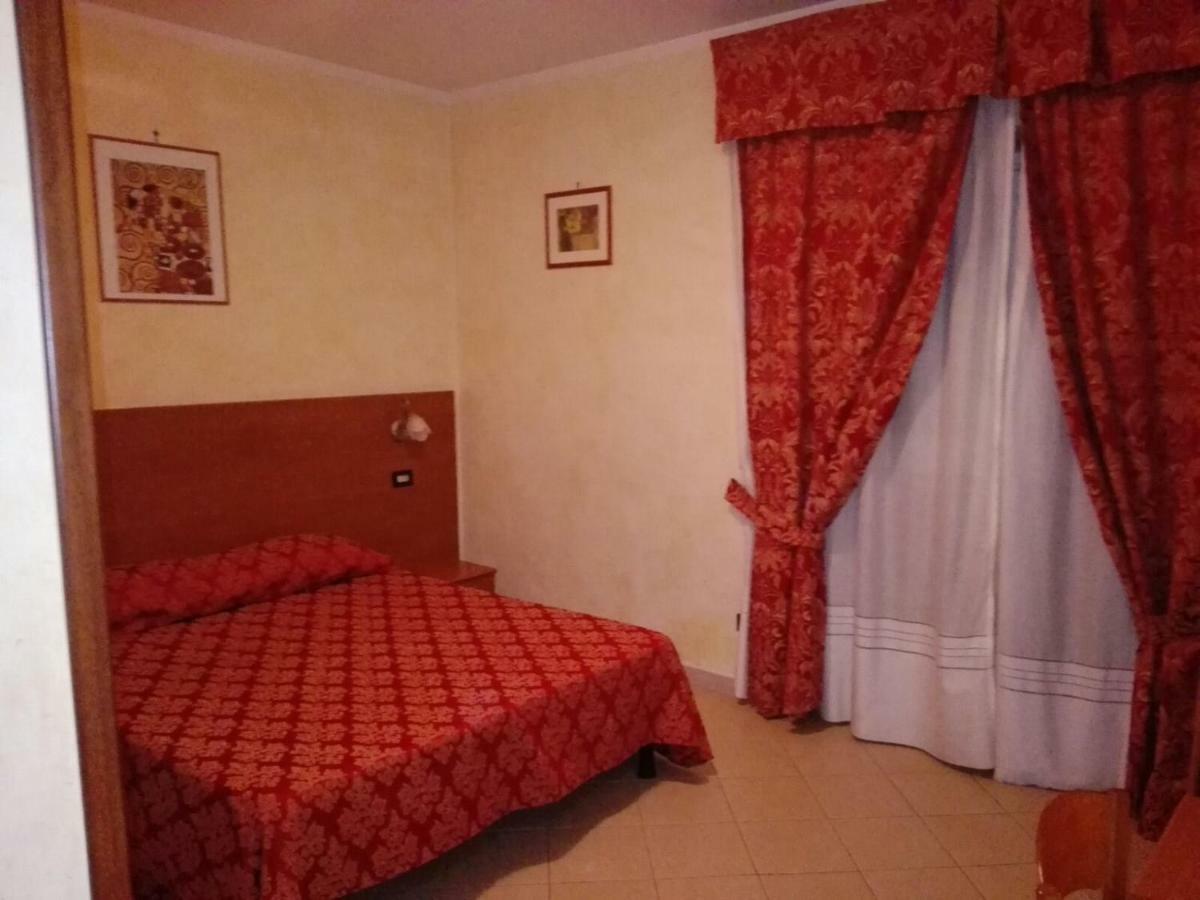 Hotel Villa Giannetto - Rome — Photos 1